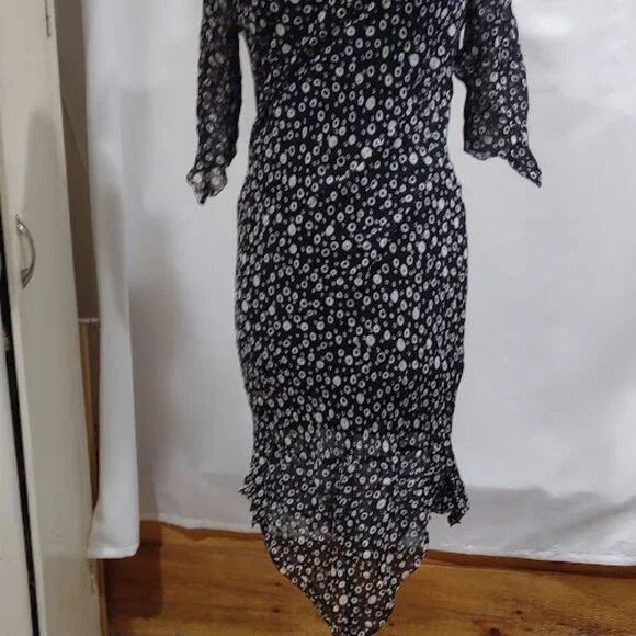 PUTUMAYO NWT BLUE AND IVORY CIRCLES SPOTS GAUZY SHEER LINED ASYMMETRIC HEM L - Picture 2 of 13